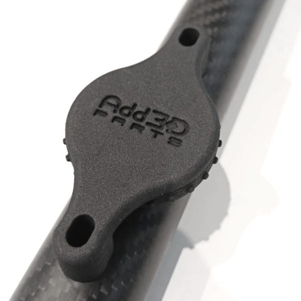 Soporte Airtag bajo botellero